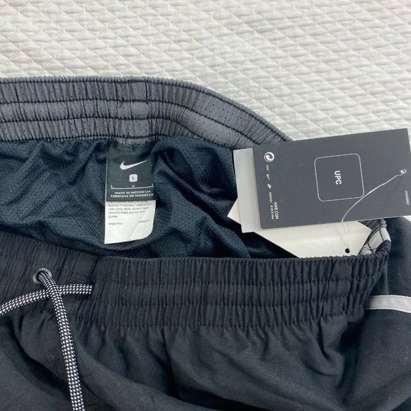 NWT Nike Diverge Volley Swim Shorts Black L - Picture 4 of 10